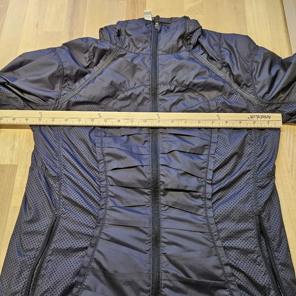 Lululemon Athletica Womens Run Take Flight Full Zip/ZipUp Jacket Black Size 10 - Picture 5 of 9